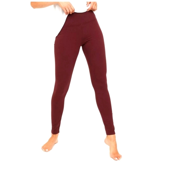 💚5/$25 OFFLINE By Aerie OG High Waisted Burgunday Legging Size Medium - Picture 1 of 7